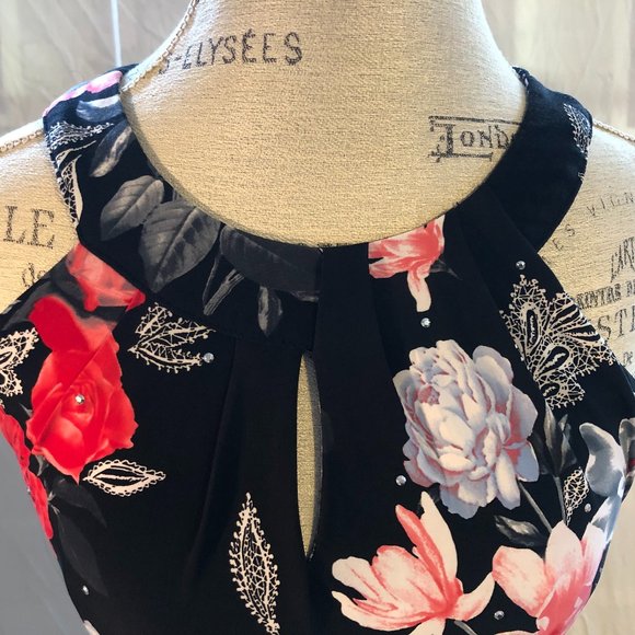 INC International Concepts Fitted Top: Size S - Picture 5 of 13